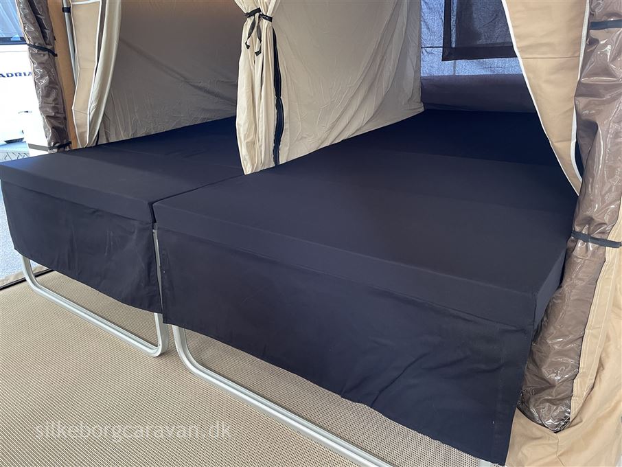 Combi-Camp Country Twin Bed Xclusive